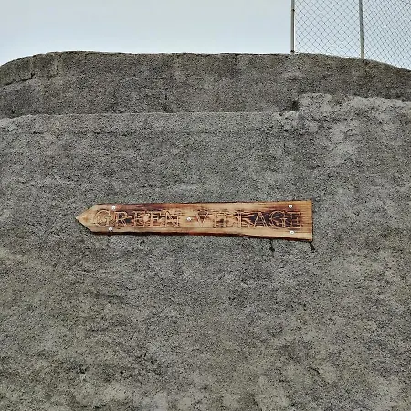 Village. Tony Frias. 乡村民宿 Fasnia